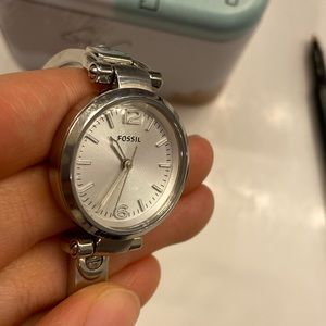 Fossil watch w metal band